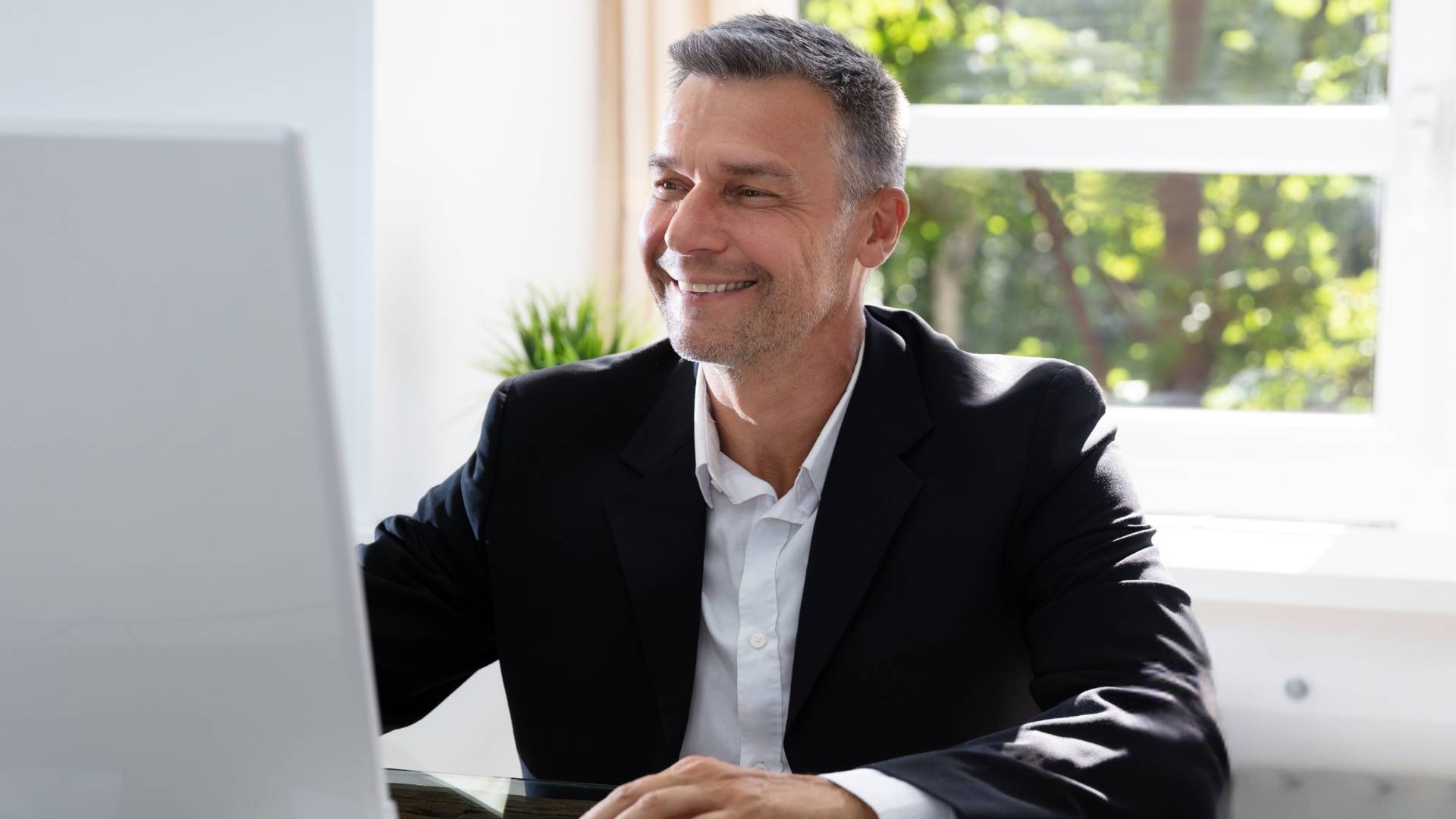 Why Citizen Self-Service Portals Are Transforming Local Government - Hero
